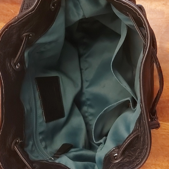 Coach leather bucket purse - Picture 7 of 13